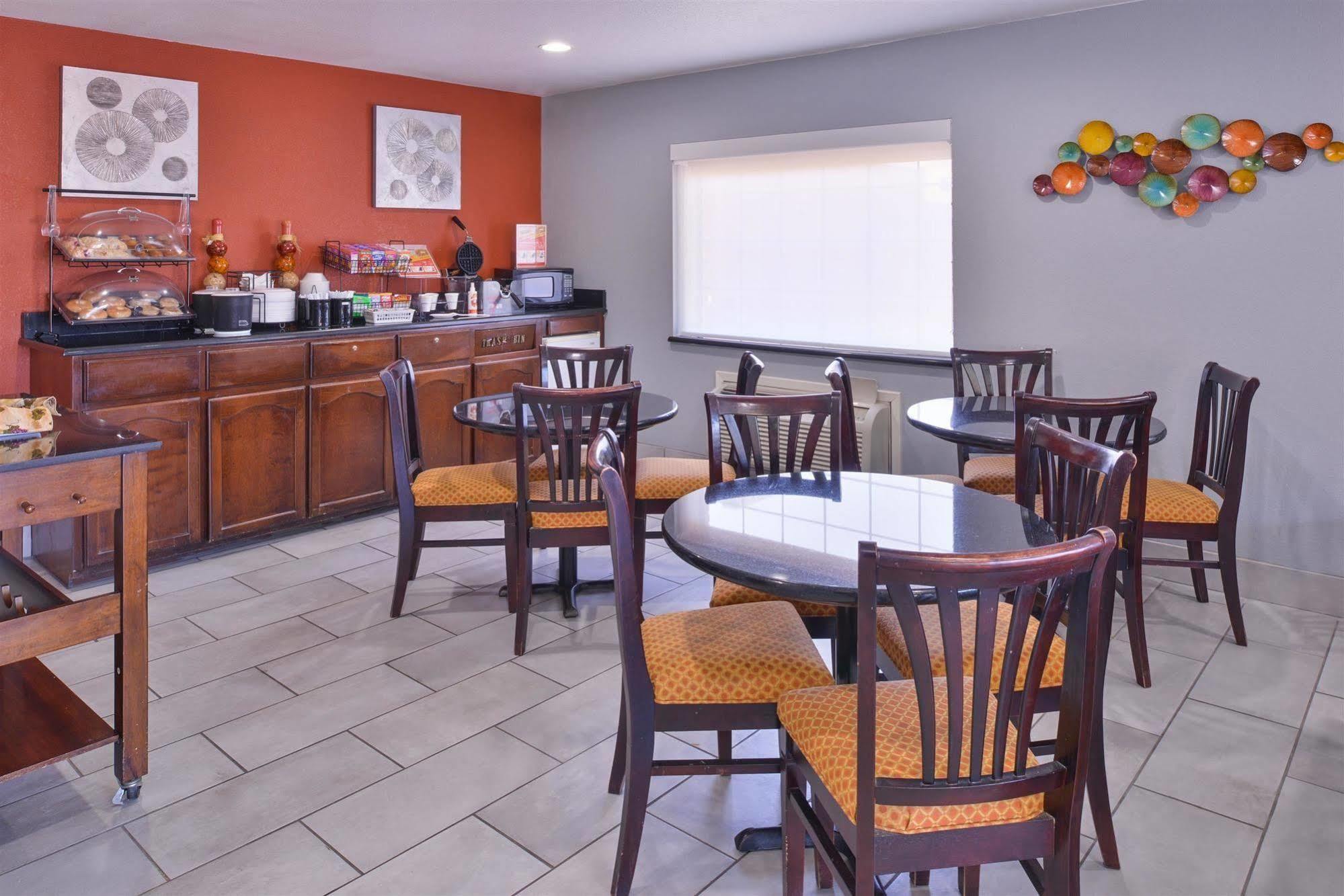 Americas Best Value Inn - Batesville Εξωτερικό φωτογραφία