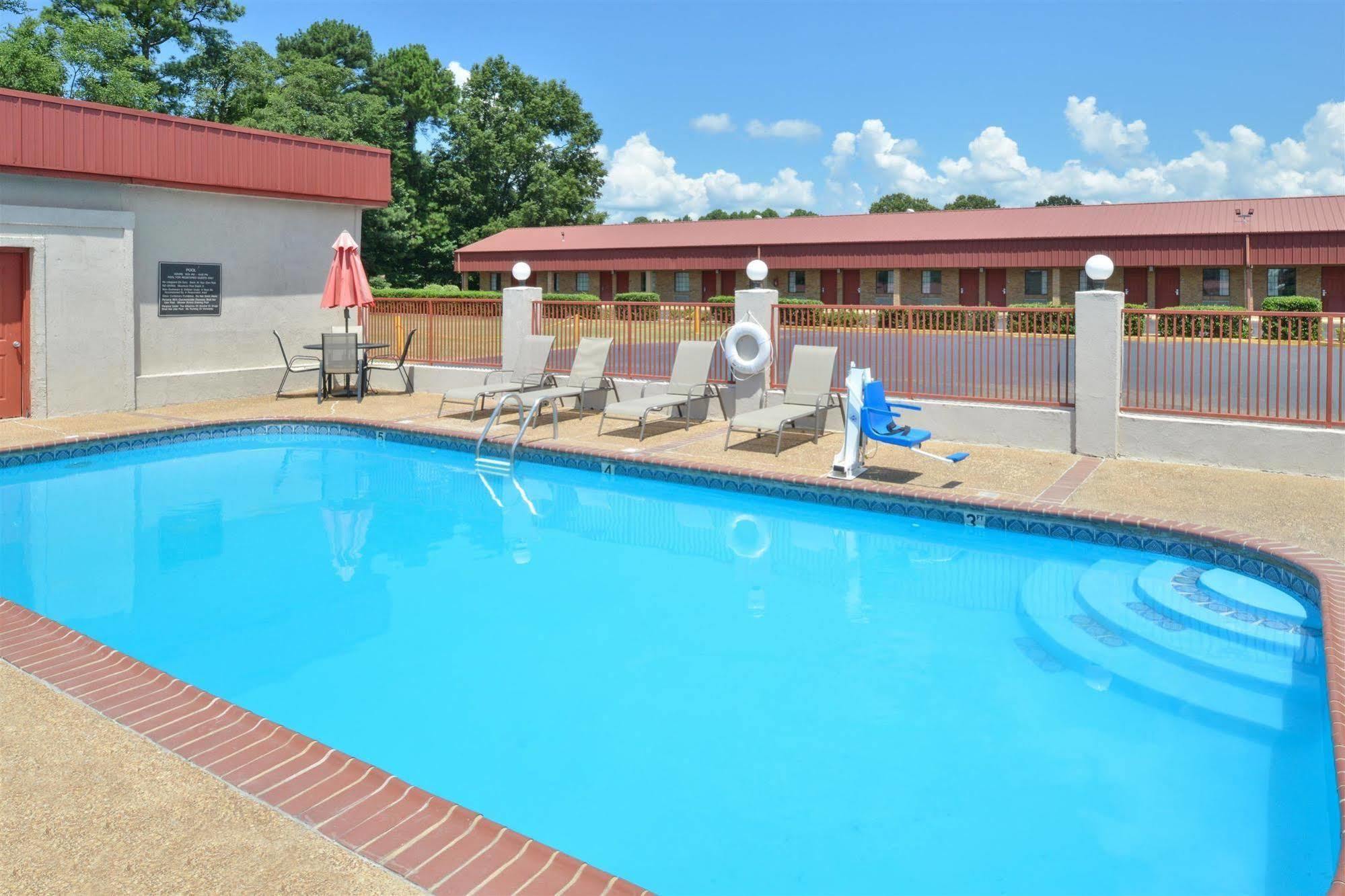 Americas Best Value Inn - Batesville Εξωτερικό φωτογραφία